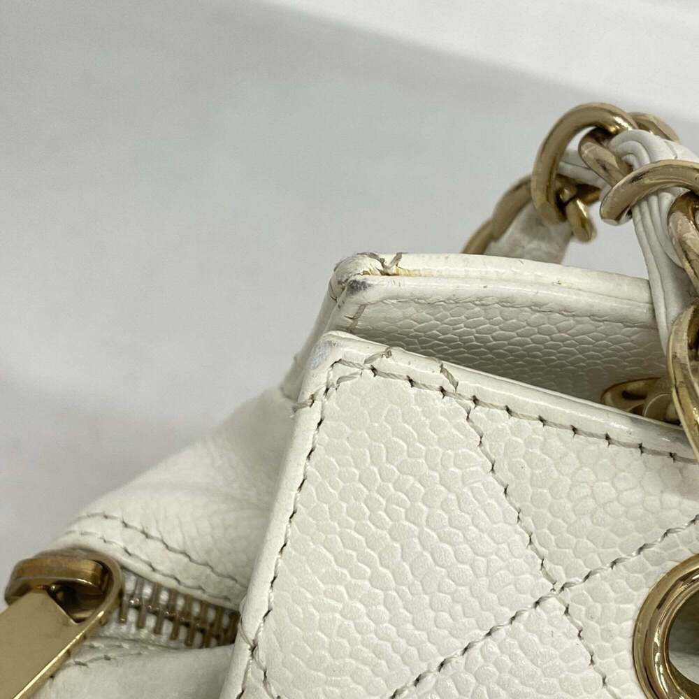 CHANEL White Caviar Leather Tote Bag - Picture 9 of 12